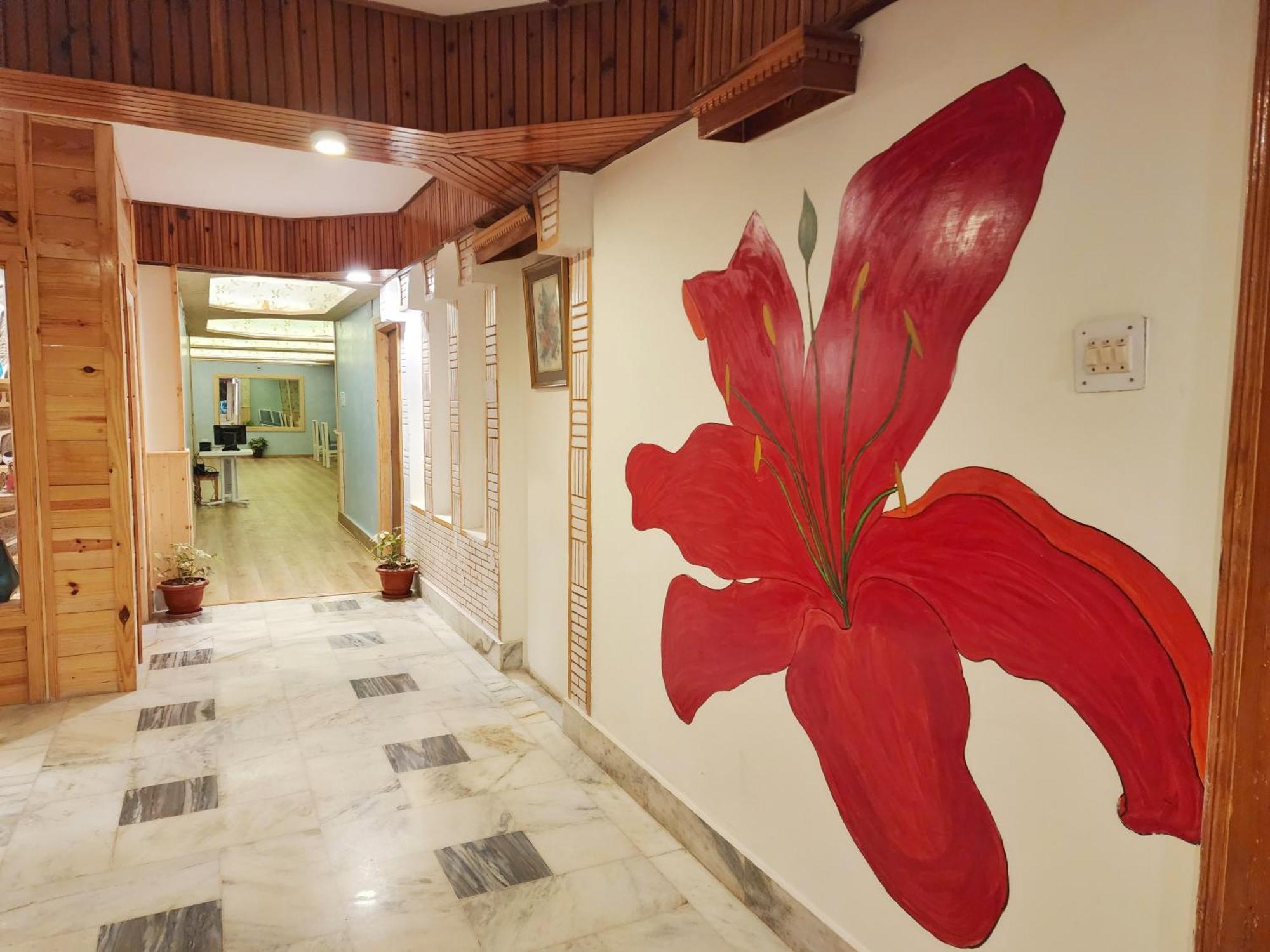 Hotel Pineview Shimla Eksteriør billede