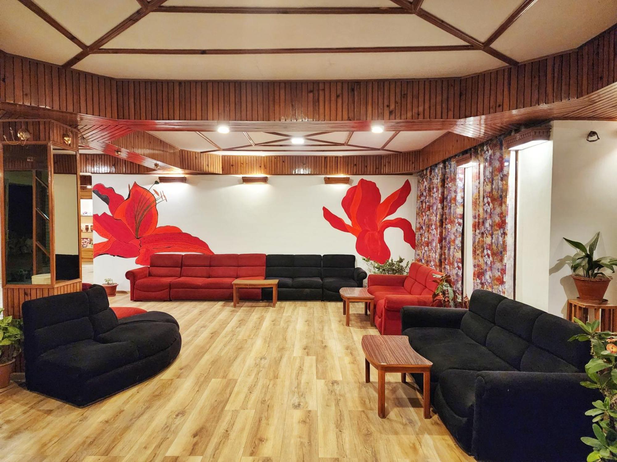 Hotel Pineview Shimla Eksteriør billede