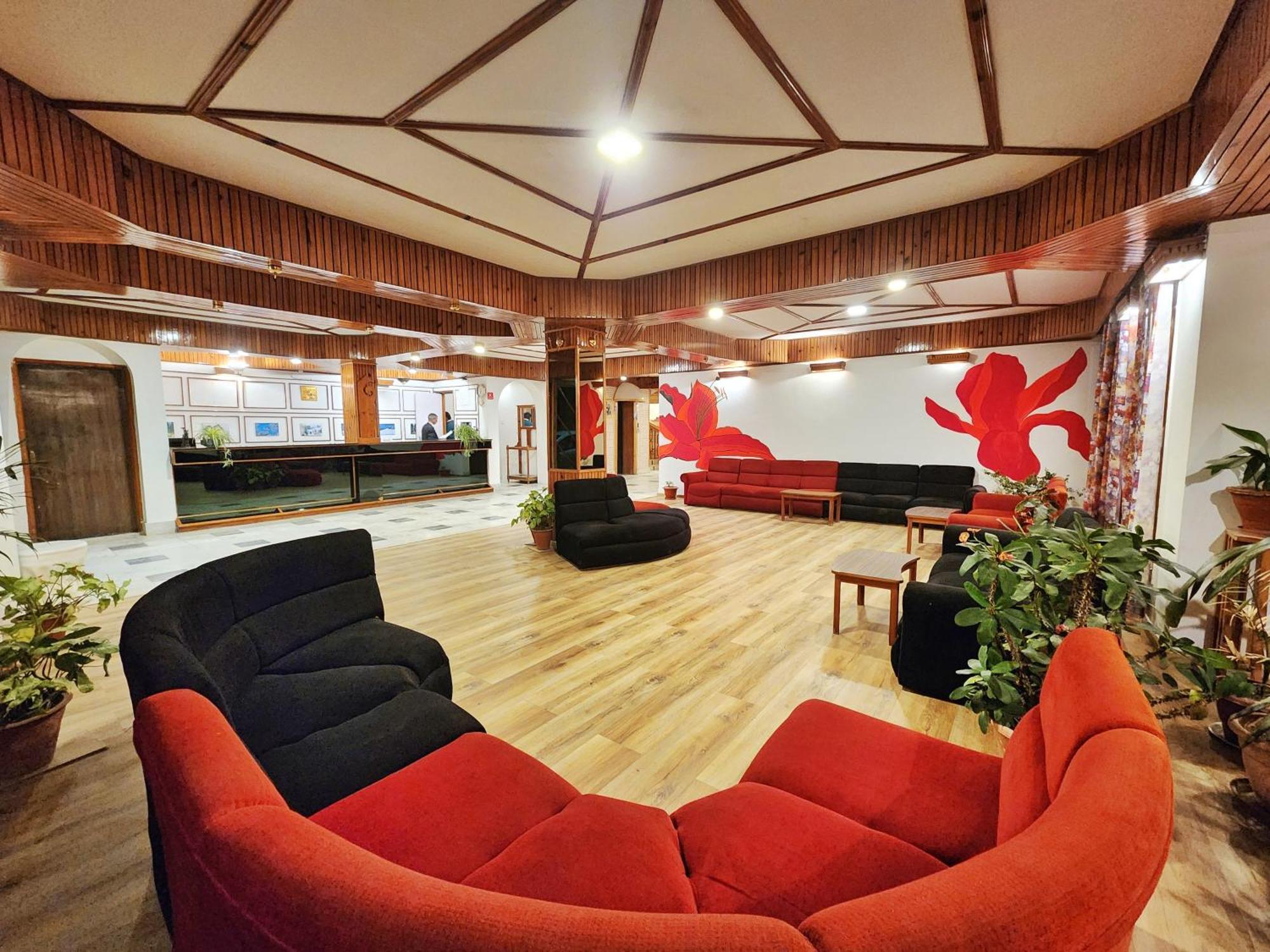 Hotel Pineview Shimla Eksteriør billede