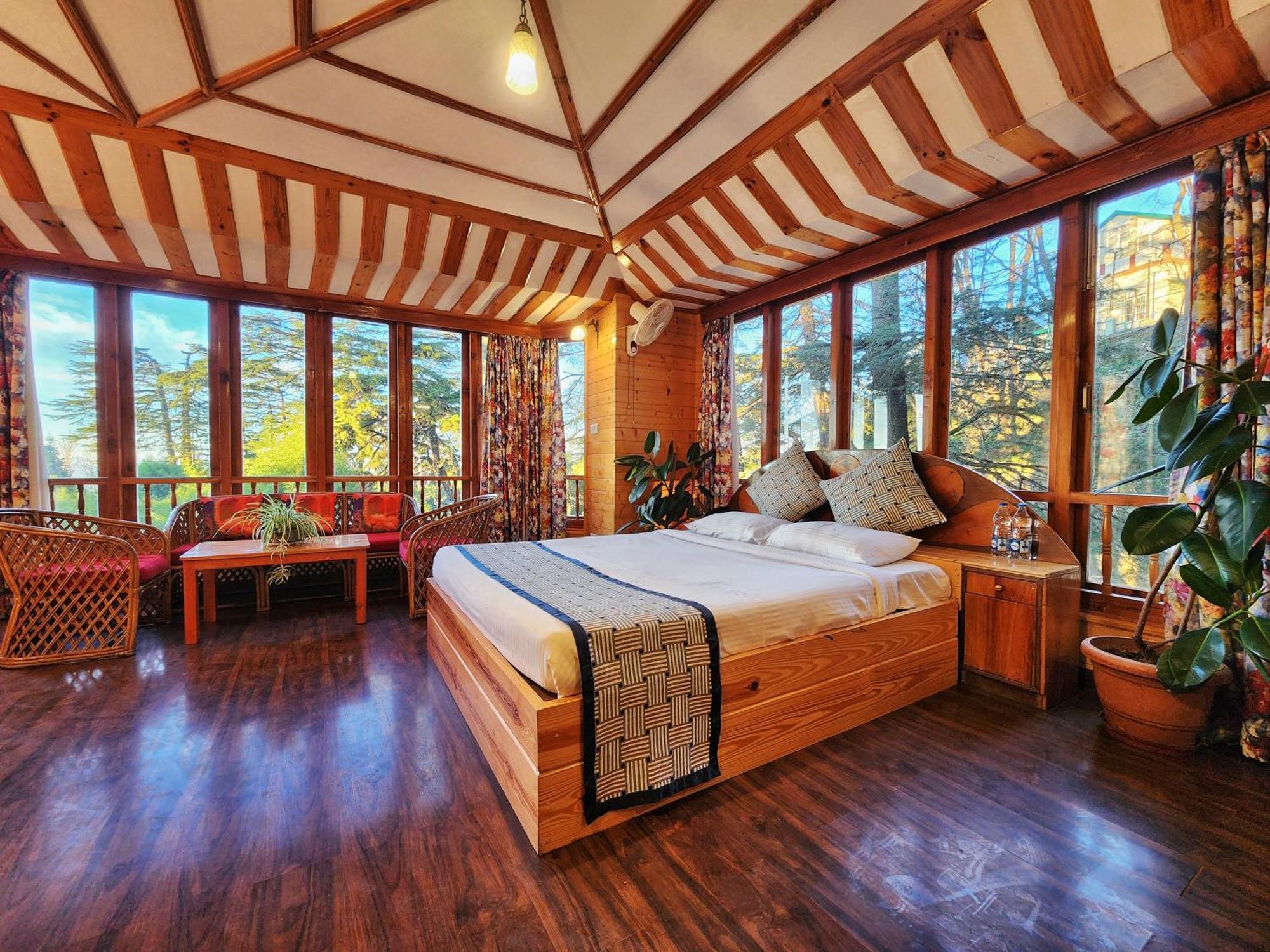 Hotel Pineview Shimla Eksteriør billede