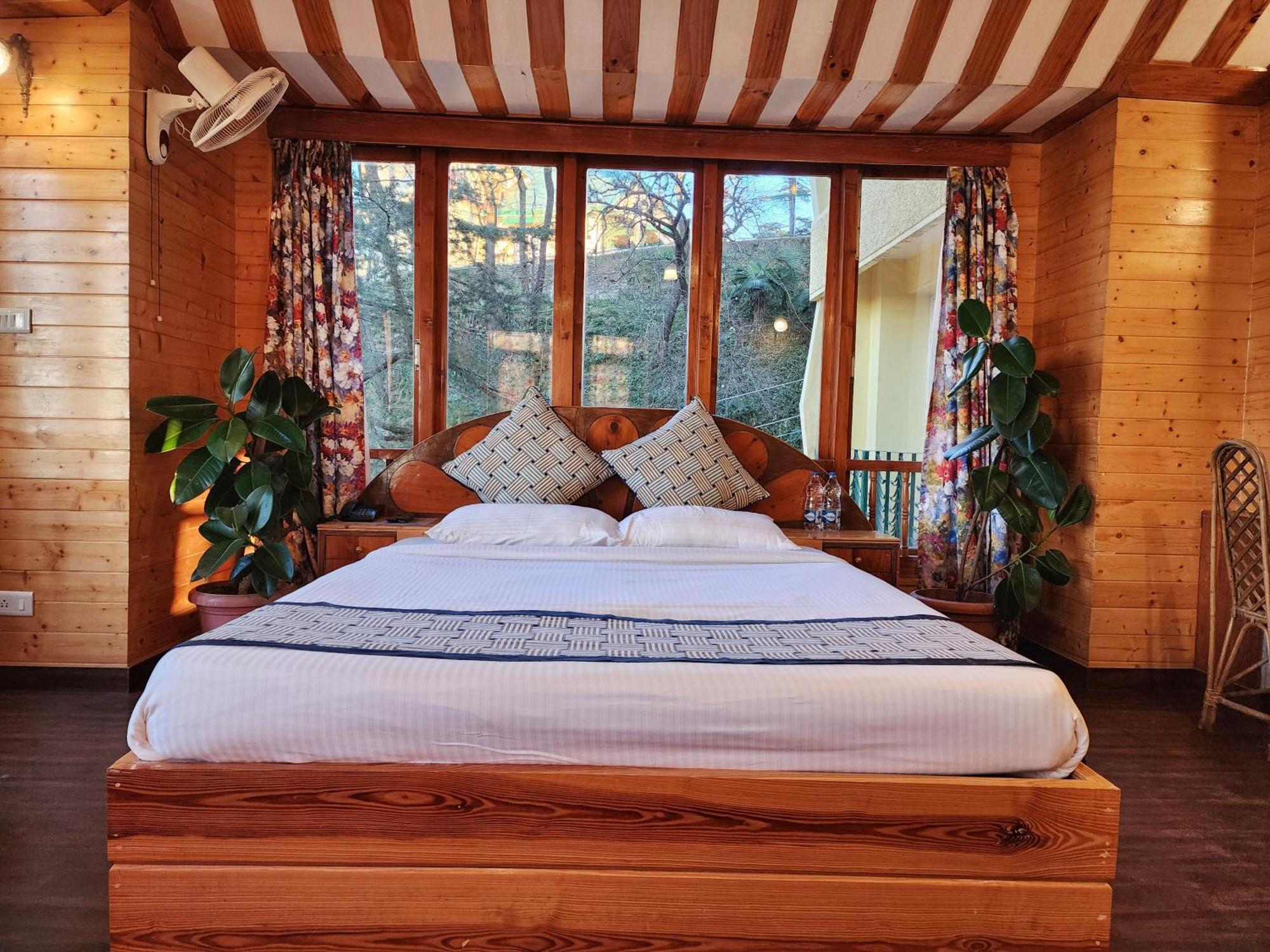 Hotel Pineview Shimla Eksteriør billede