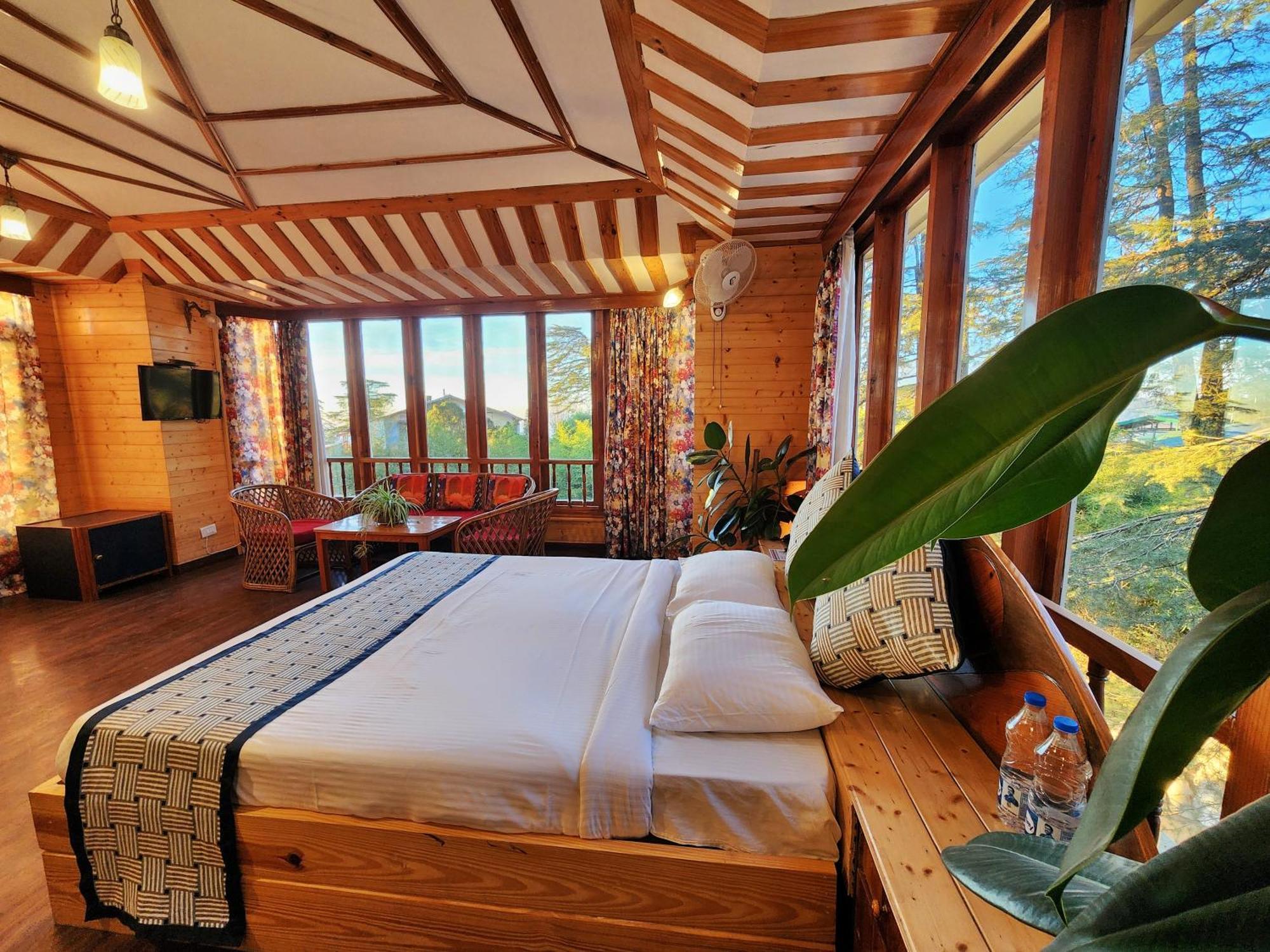 Hotel Pineview Shimla Eksteriør billede
