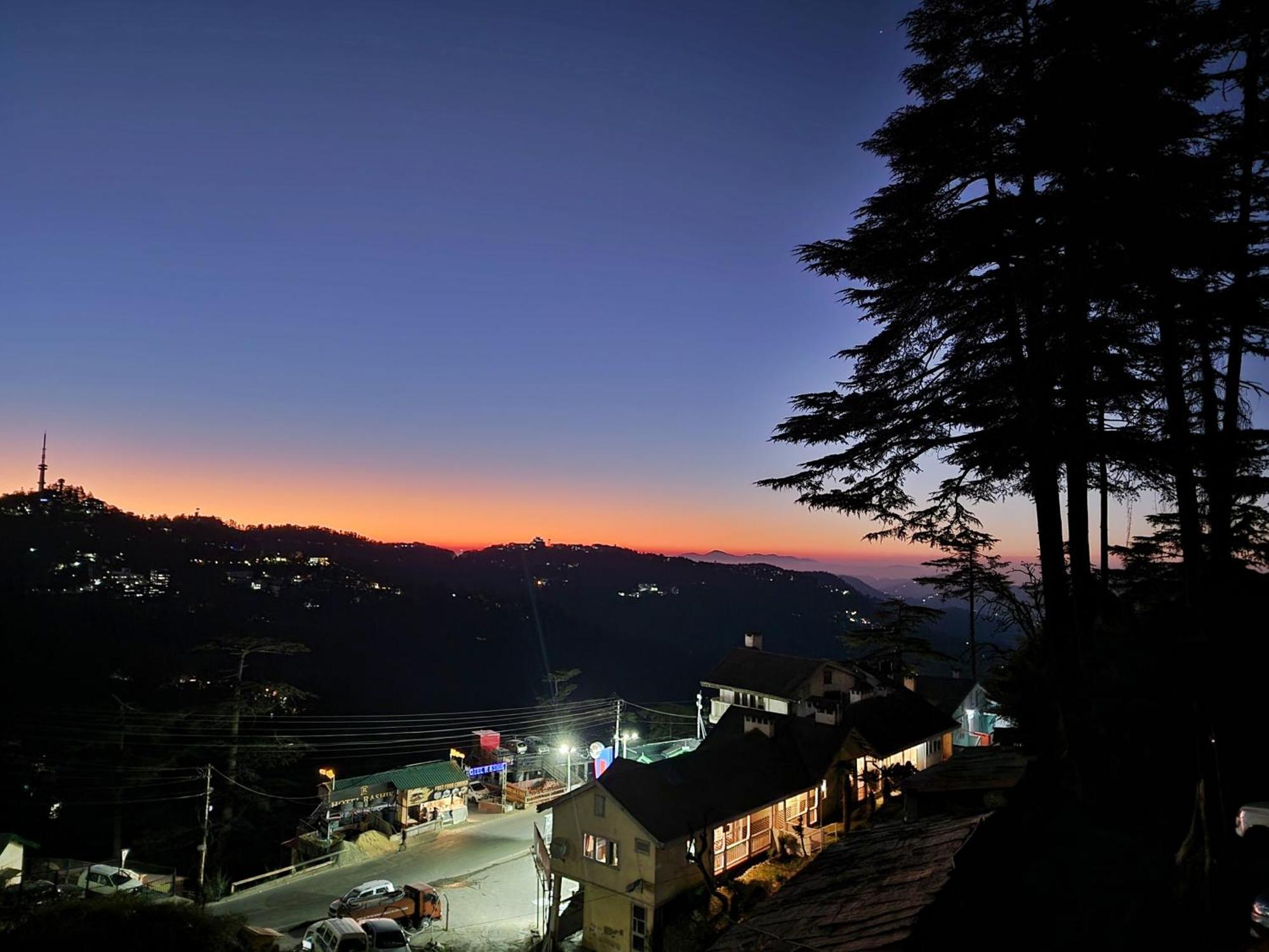 Hotel Pineview Shimla Eksteriør billede