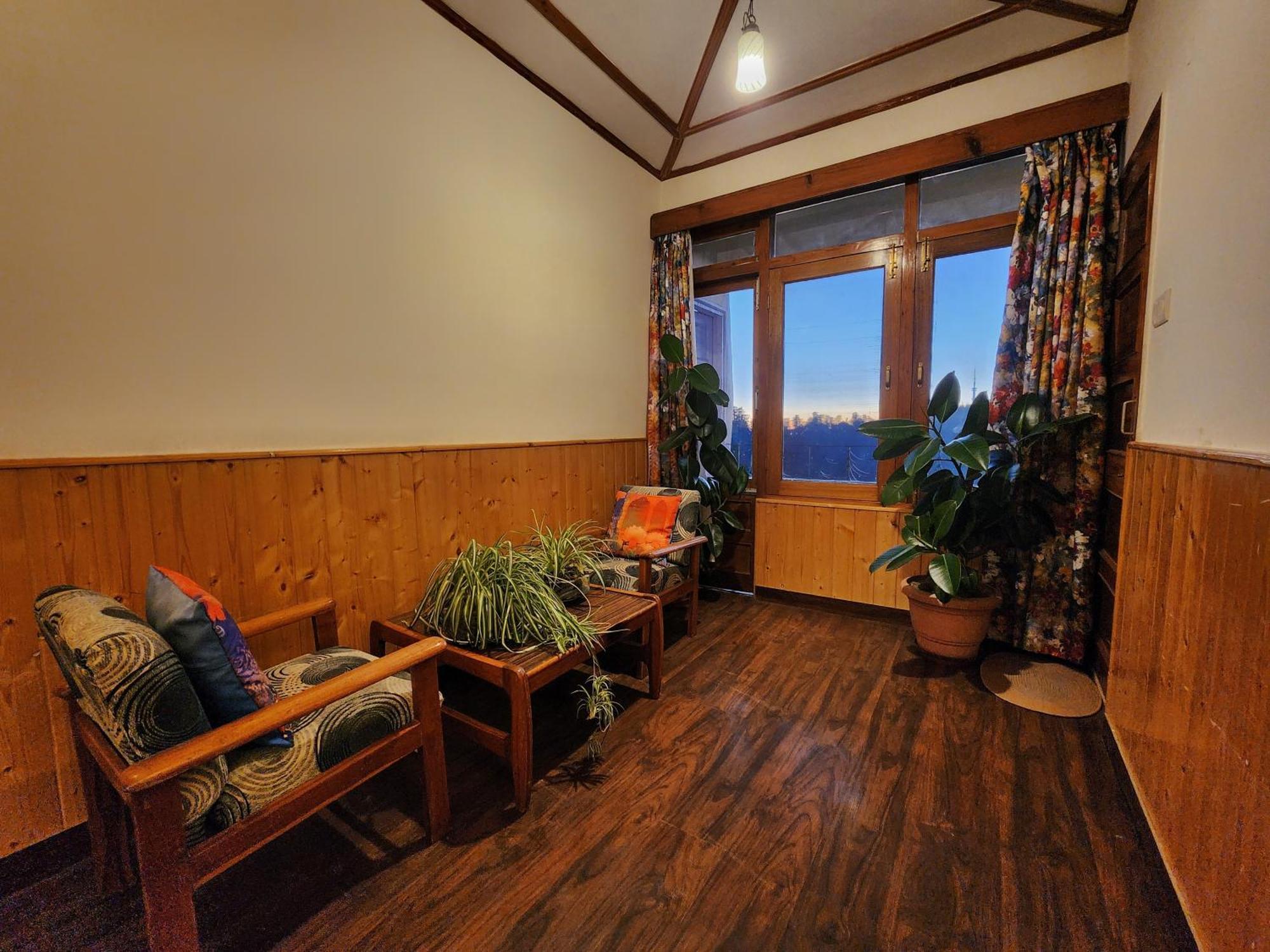 Hotel Pineview Shimla Eksteriør billede
