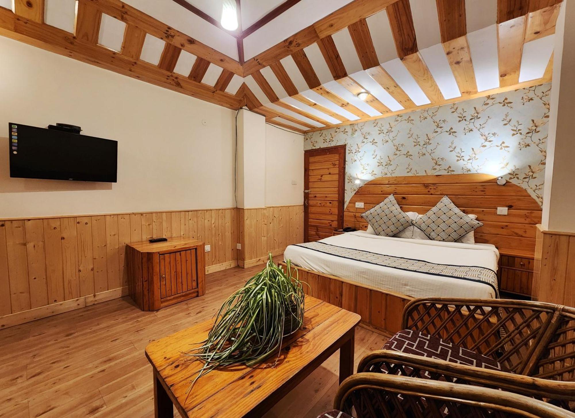 Hotel Pineview Shimla Eksteriør billede